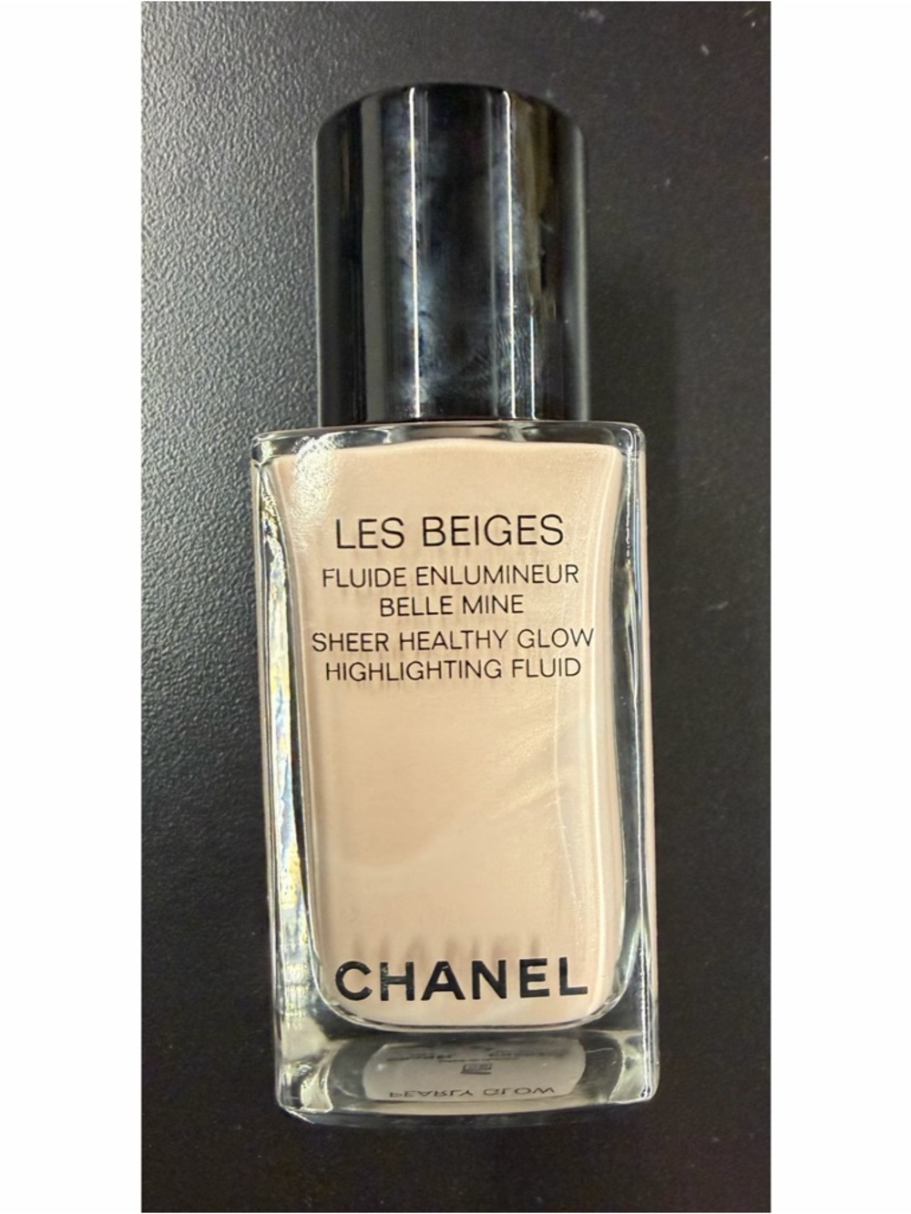 CHANEL Les Beiges Sheer Healthy Glow Highlighting Fluid in Pearly Glow